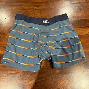 NWOT SAXX Undercover Boxer Briefs in Blue Flag Stripe - men’s medium